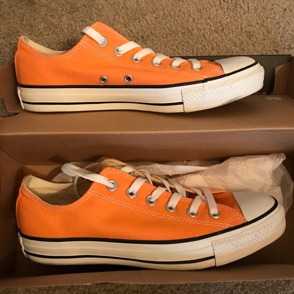 Converse Other - CONVERSE  Chuck Taylors!  Nectarine!  Men’s 7 Wo9